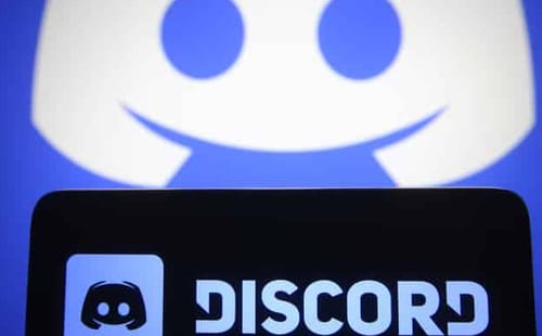 YouTube fights discord bots