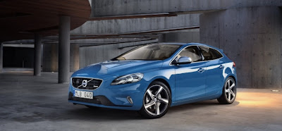 Volvo Updates V40 With Cleaner D2, New T2