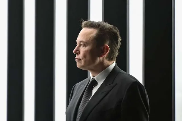 Elon Musk completes $44 billion Twitter acquisition