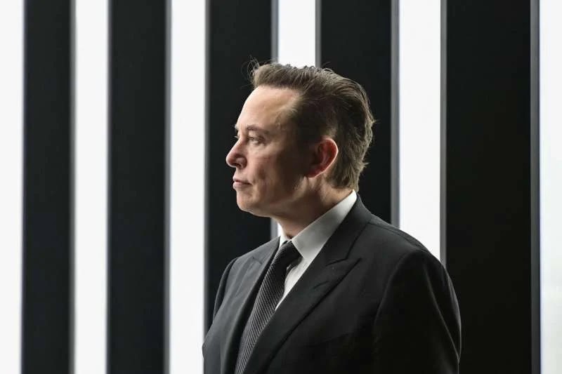 Elon Musk completes $44 billion Twitter acquisition