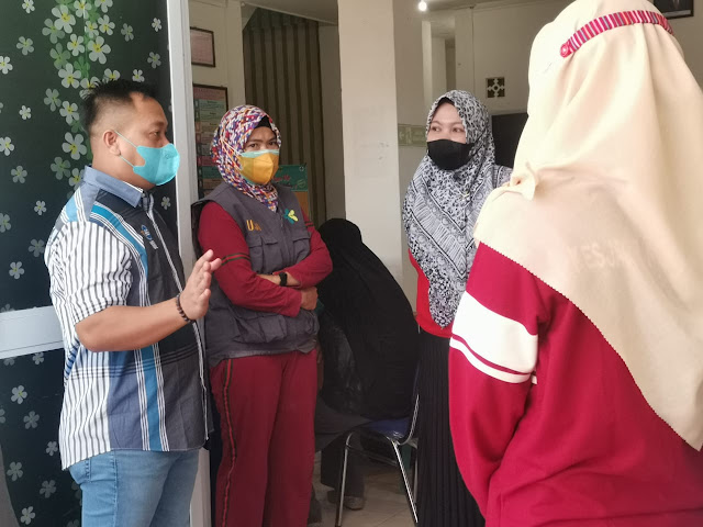 Nizar Tinjau Puskesmas Dabo Untuk Melihat Ketersedian Tenaga dan Alat Kelengkapan Covid-19