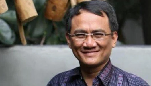 Andi Arief Bongkar Bisnis Galang Massa ala Kivlan Zen Era 98