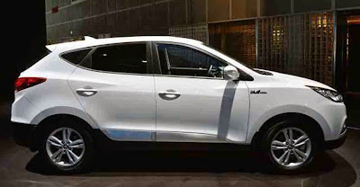 2017 Hyundai Tucson side