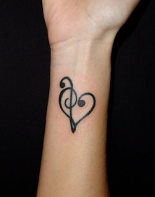 tatuaje corazon musica 2
