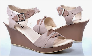 Model Sepatu Sandal Wedges Modern