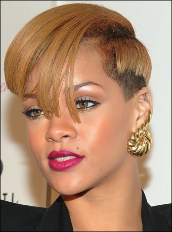 rihanna hairstyles 2011. rihanna hairstyles 2011