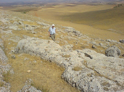 Do these mysterious stones mark the site of the Garden of Eden? Seen On www.coolpicturegallery.net