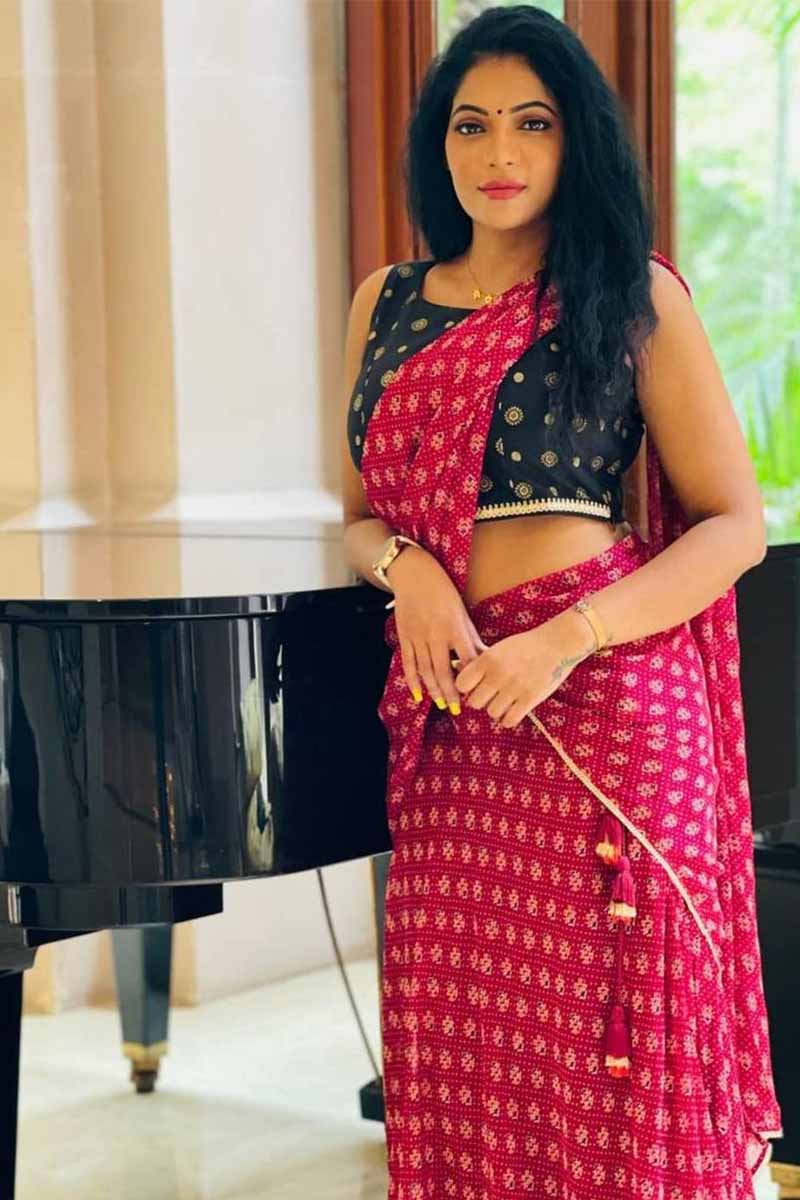 Actress Reshma Pasupuleti Latest Hot Photos in  Pink Saree