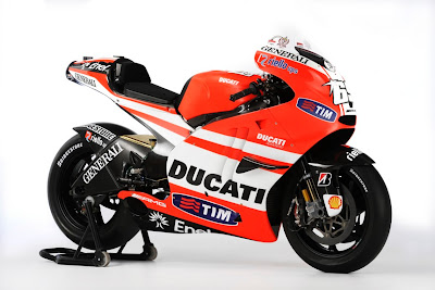 2011 Ducati Desmosedici GP11 Pictures