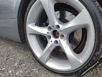 BMW E92 335i wheel centre cap missing