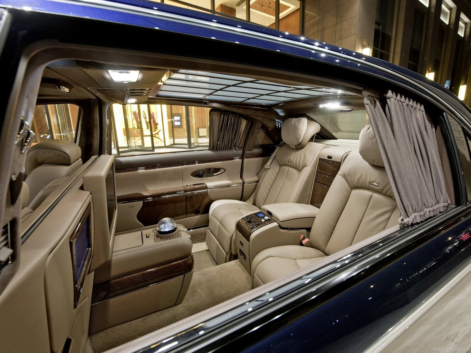 Hình ảnh xe sang Maybach 62 S 2011 & nội ngoại thất