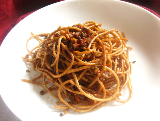 Vegan Mushroom Spaghetti Bolognese