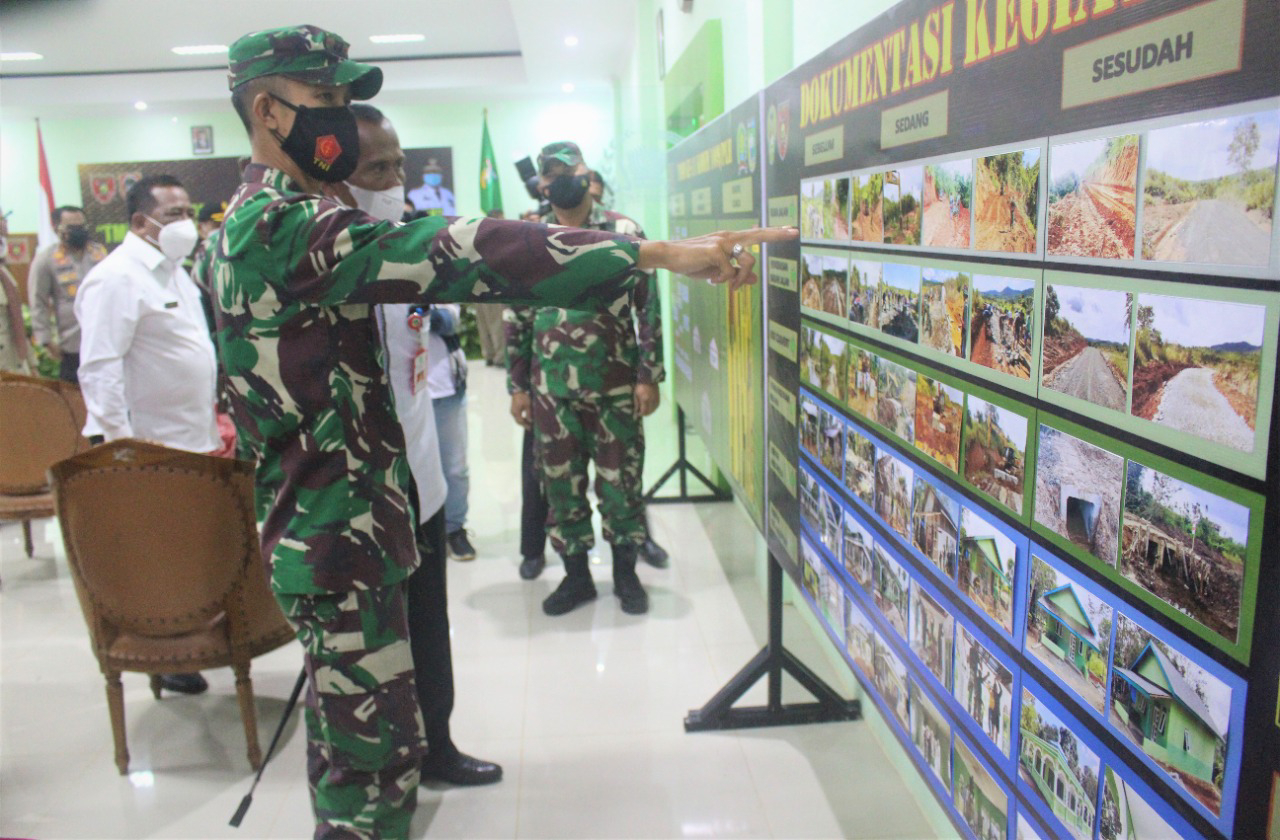 Selesai 100 %, Hasil TMMD Ke-111 TA 2021 Kodim 1009/Tanah Laut Diserahkan Dansatgas Kepada Bupati Tanah Laut