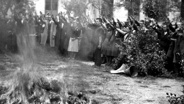 El bibliocausto extremeño: quema y destrucción de libros en Extremadura durante la Guerra Civil (1936-1939)