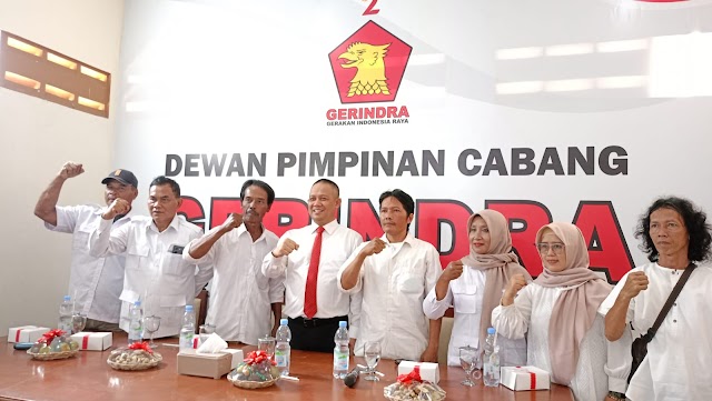 Maju di Pilbup 2024, Arif Sugiyanto serahkan Formulir Pendaftaran ke Partai Gerindra