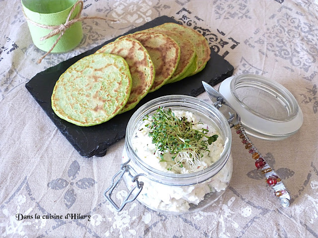 Pancakes aux petits pois et sa tartinade printanière de chèvre - Dans la cuisine d'Hilary