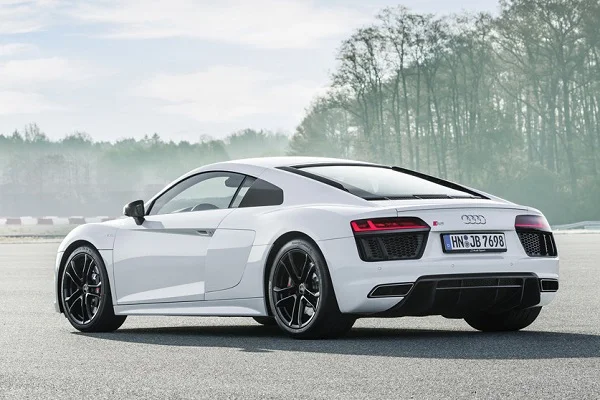 Audi R8 V10 RWS