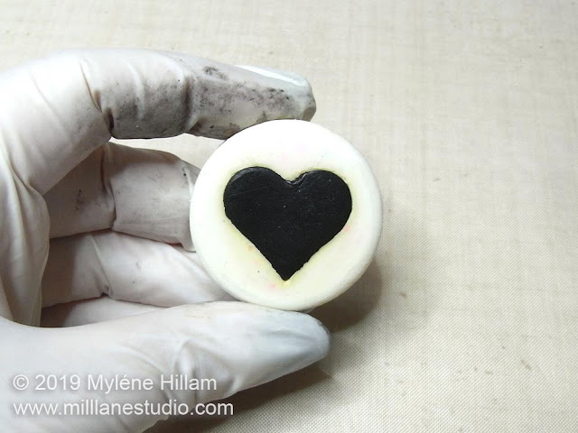 The back of the heart can be smoothed out by pressing it into your work surface