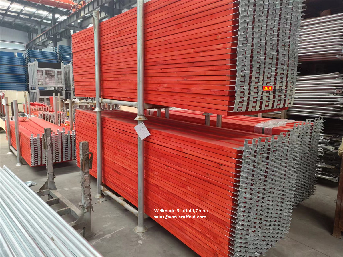 timber toe board scaffolding for ringlock scaffolding - construction multidirectional system side protection