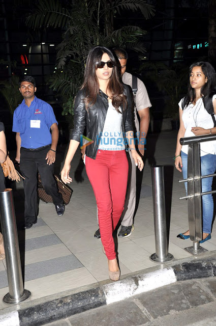 Priyanka Chopra spotted at airport and returning from Hyderabad