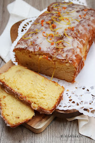 Orangen-Zitronen-Kuchen - angeschnitten