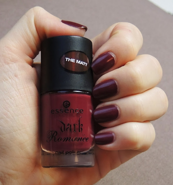 Essence Dark Romance - Red Romance