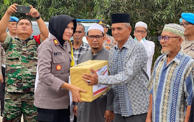 Curhat Kamtibmas, Polda Kepri dan Jajajaran Temui Warga Sei Beduk Batam