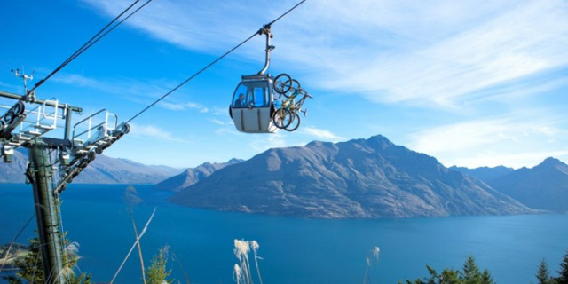 Teleférico da Nova Zelândia transporta bicicleta na gôndola