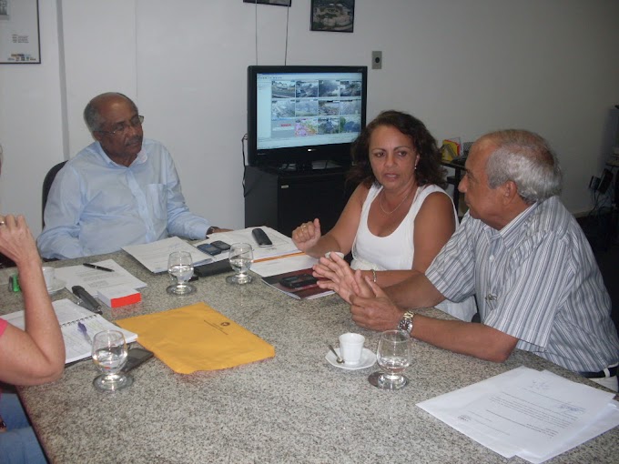 Amarv entrega Plano Estratégico do bairro à Setin