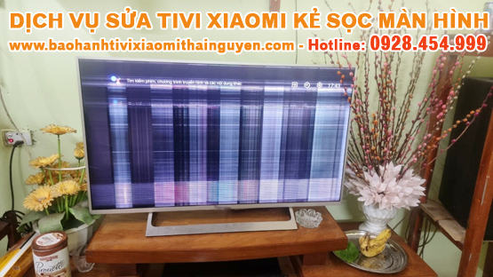 Sửa tivi Xiaomi kẻ sọc màn hình