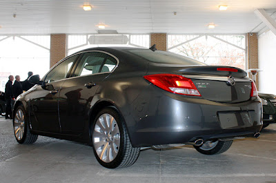2011 Buick Regal – Click above for high-res image gallery