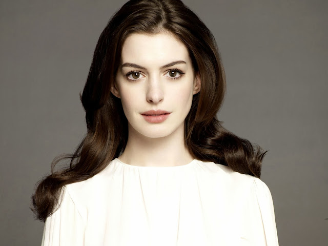 Anne Hathaway Hd Wallpapers Free Download
