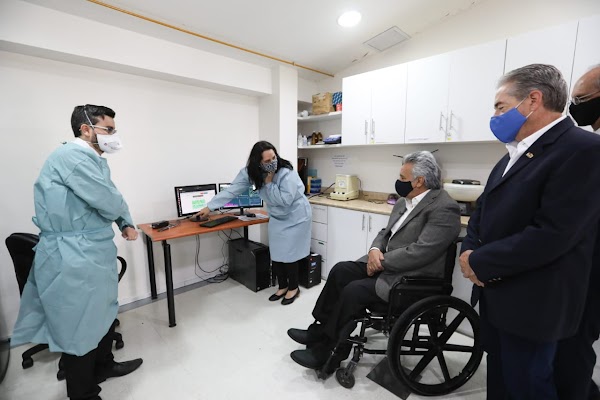 Suscripción de convenio entre el Gobierno Nacional del Ecuador y la Universidad San Francisco de Quito para incrementar la vigilancia epidemiológica del COVID-19 y sus variantes