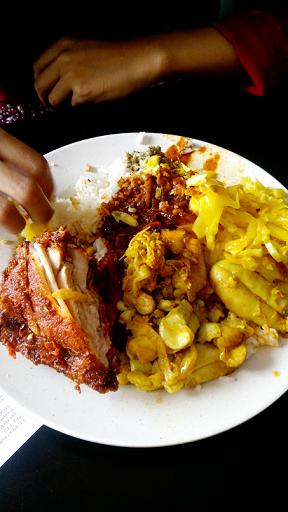 Line Clear Nasi Kandar Restoran Kampung Baru, KL