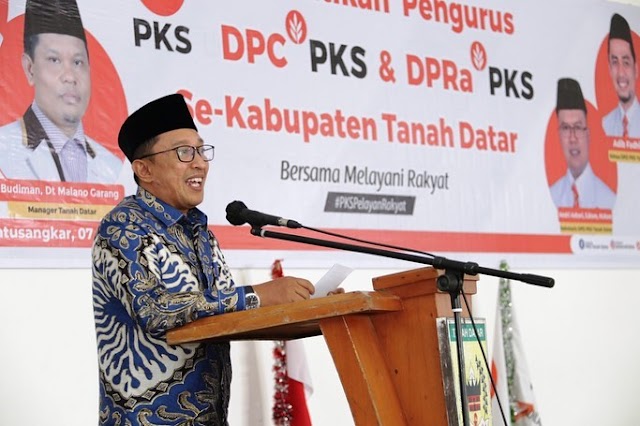  Pelantikan Pengurus DPC PKS, Bupati Eka Putra Berharap Dukungan Wujudkan Visi Misi