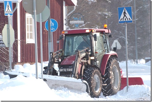 helmikuu 21. 2010 15 astetta kova tuuli lumisadetta 039