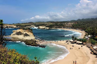 Obyek Wisata Yang Indah Pantai Klayar Pacitan Jawa Timur