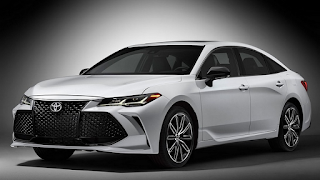 Look this TOYOTA AVALON 2019