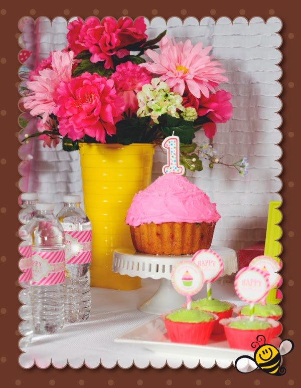 http://www.maesbrasileiras.com.br/2013/07/festa-de-1-ano-tema-cupcake-meninas.html