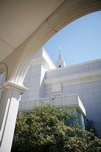 20160808 Our 8th Anniversary at Bountiful temple (35) edit