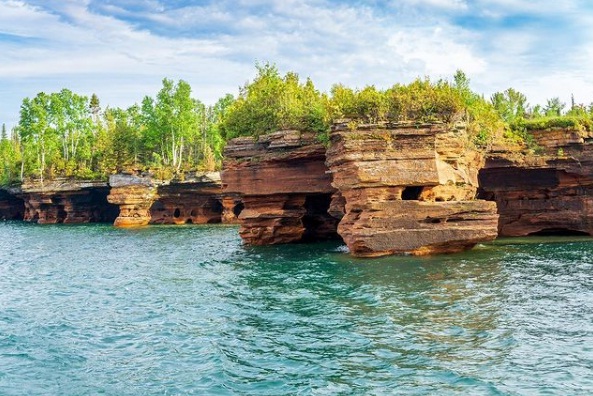 Apostle Islands National Lakeshore - Unique Collection of 21 Islands - Travel & History