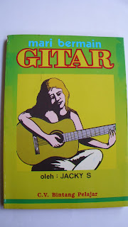 MARI BERMAIN GITAR