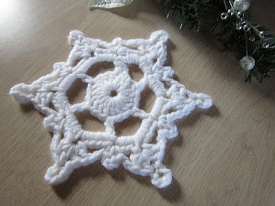 snowflake, winter, doily, ornament, Christmas, free crochet pattern
