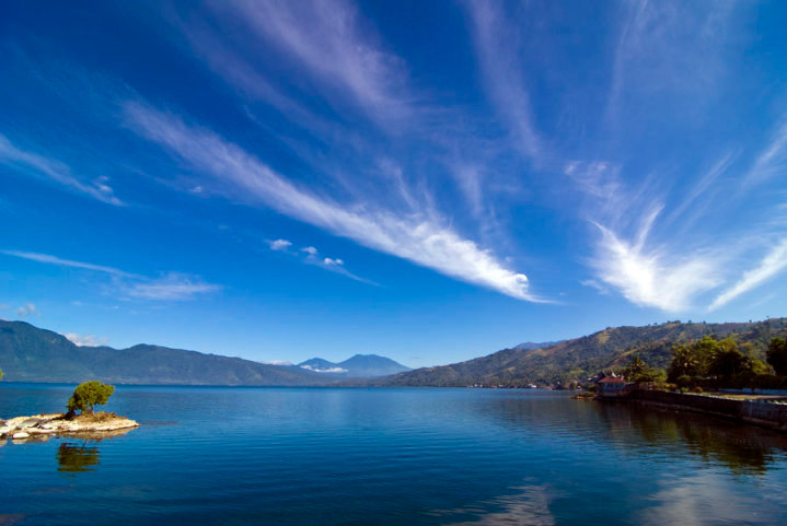 Danau yang Memukau |