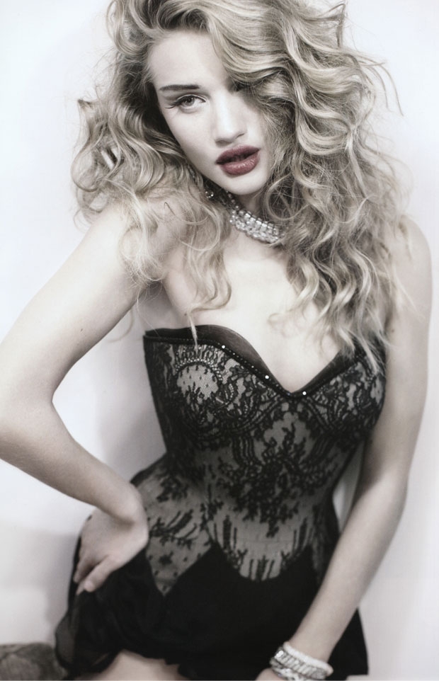 rosie huntington whiteley 2012