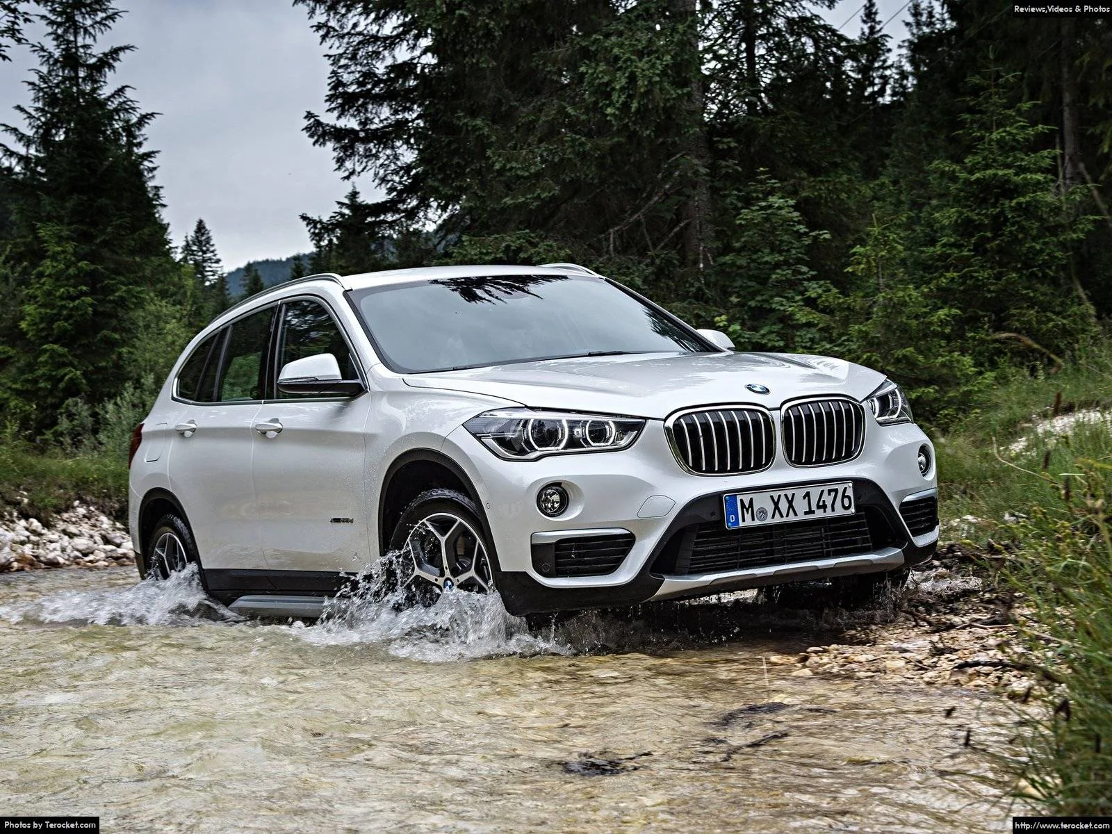 Hình ảnh xe ô tô BMW X1 2016 & nội ngoại thất