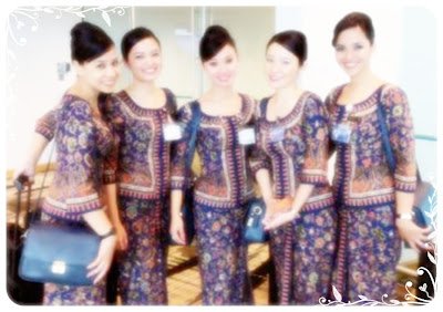 Kumpulan model seragam batik pramugari