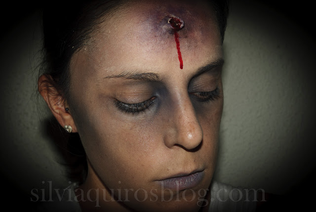 Maquillaje Halloween 7: Disparo en la frente, Halloween Make-up 7: Shot on the forehead, efectos especiales, special effects, Silvia Quirós