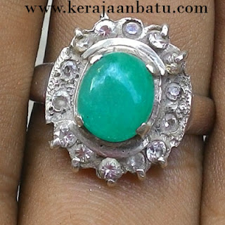 NATURAL GREEN GIOK FOR LADIES RING PERAK  KB305