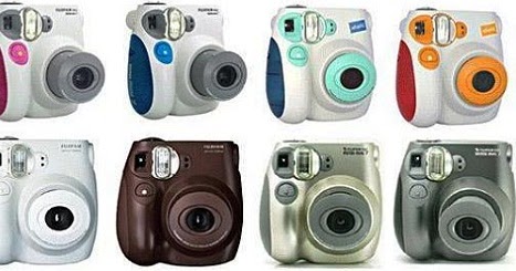 Harga kamera Polaroid terbaru dari Fujifilm